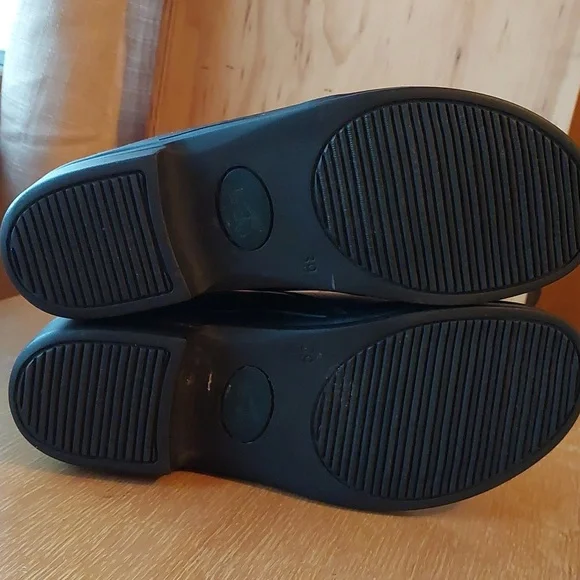 Not For Sale, Reserved - Picture 4 of 16